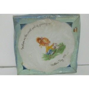 GiGi Commemorative Mother's Day Plate 1974